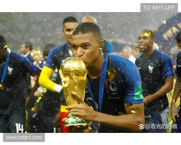 围绕98年世界杯法国队队长德尚的荣耀与传奇征程光辉岁月篇章 围绕98年世界杯法国队队长德尚的荣耀与传奇征程光辉岁月篇章